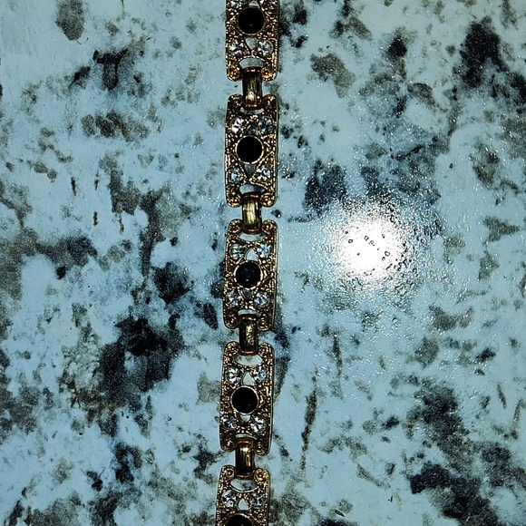 Goldtone Bracelet with Rhinestones - Picture 5 of 6